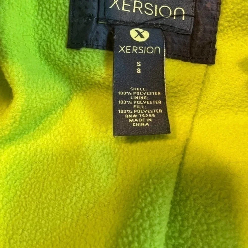 Xersion Puffer Jacket Kids Size 8 Grey Neon Yellow Good Camo Hooded Coat
